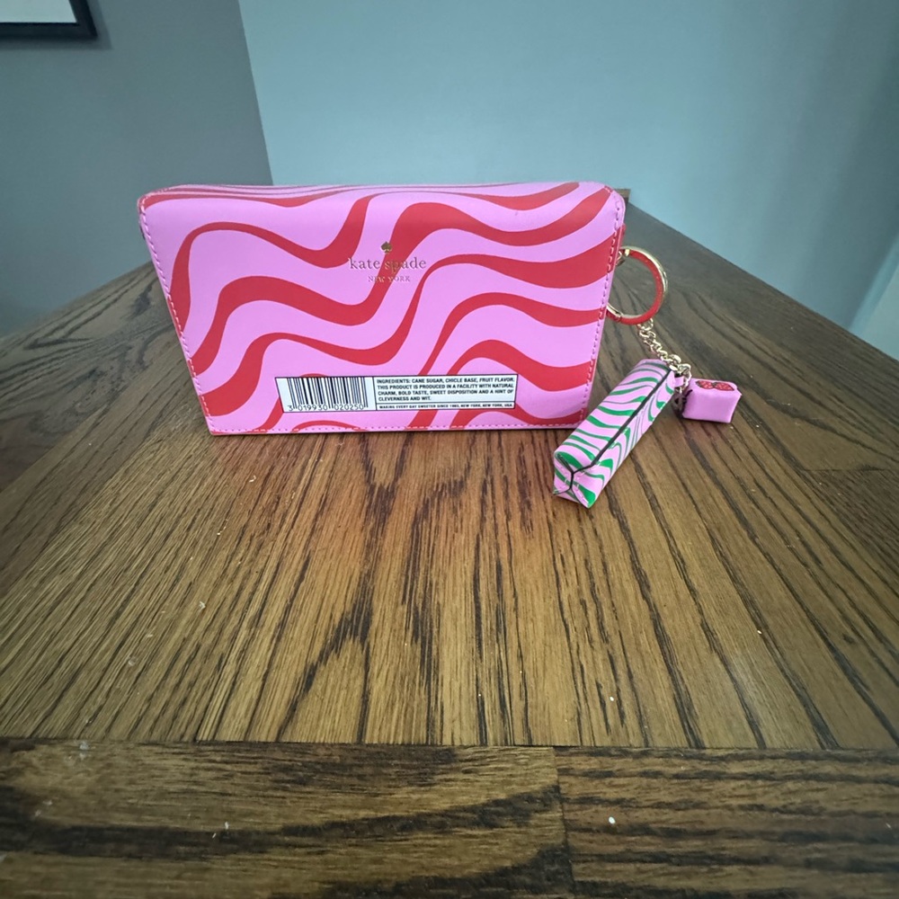 Kate Spade Sticky Situation Wallet and Keychain Set - Picture 2 of 3